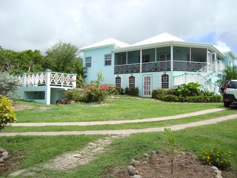 Clifton Estate Kayifi